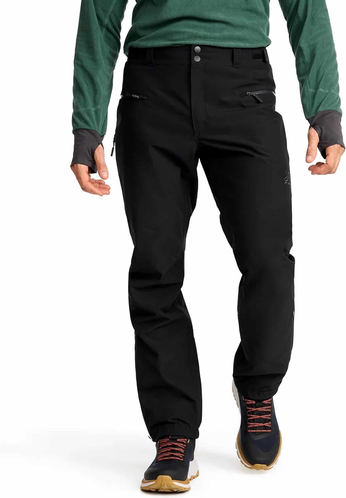 Test : pantalon RevolutionRace Silence Proshell 3L, imperméable et ventilé