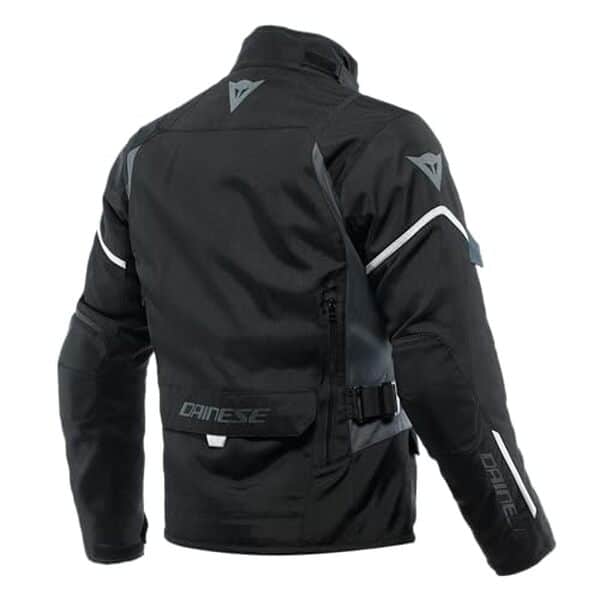 Découvrez notre test détaillé de la veste moto Tempest 3 D-Dry de Dainese : performances, confort et sécurité au rendez-vous pour les passionnés de deux-roues.